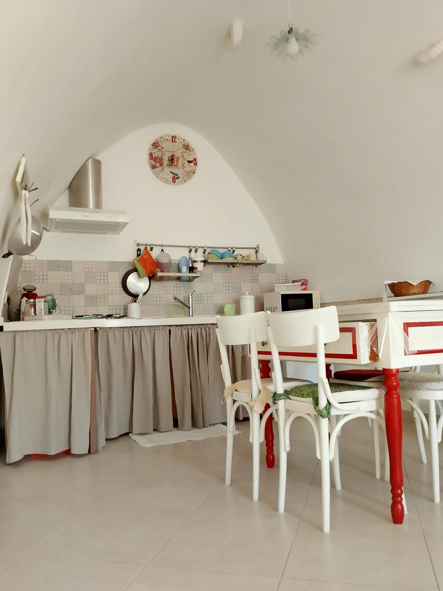 B&B A Due Passi Мартина Франка Екстериор снимка