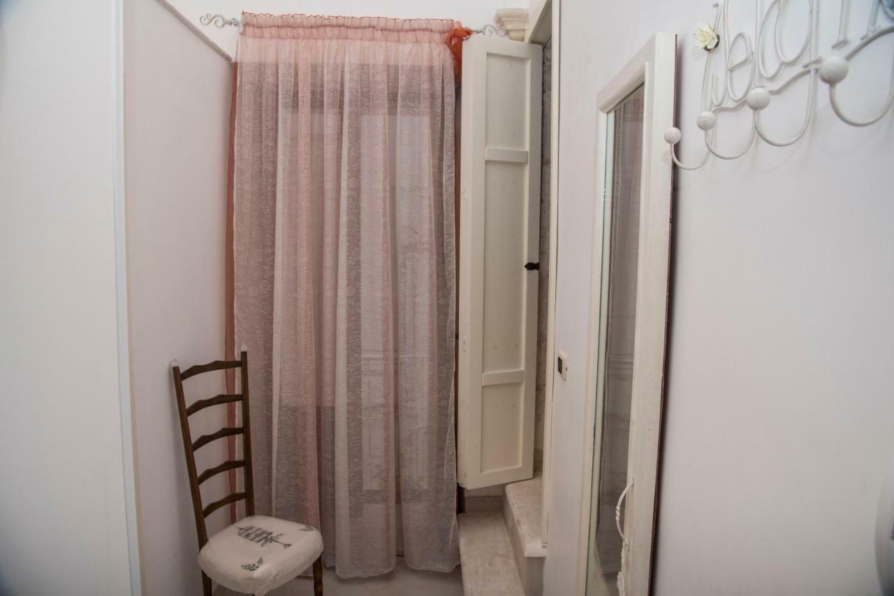 B&B A Due Passi Мартина Франка Екстериор снимка