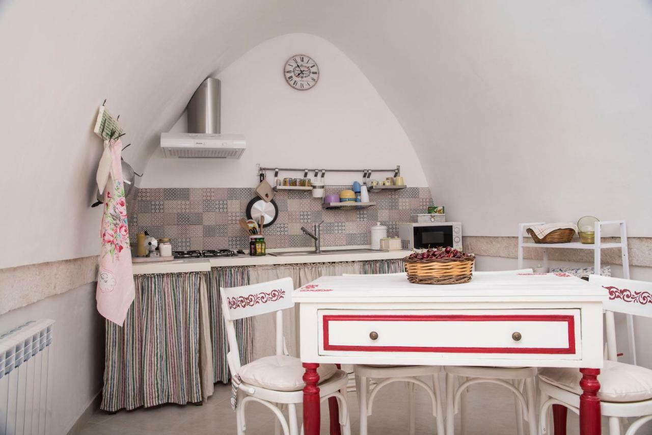 B&B A Due Passi Мартина Франка Екстериор снимка