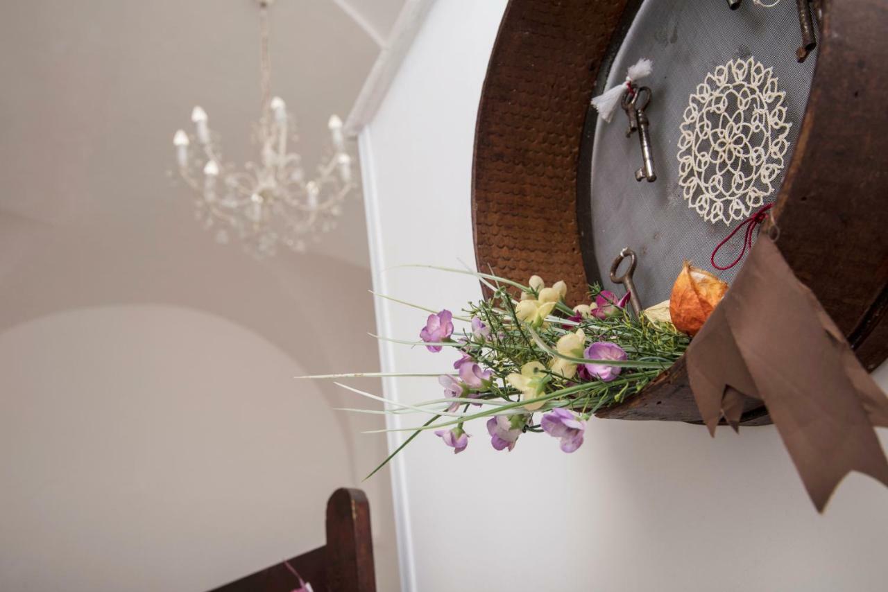 B&B A Due Passi Мартина Франка Екстериор снимка